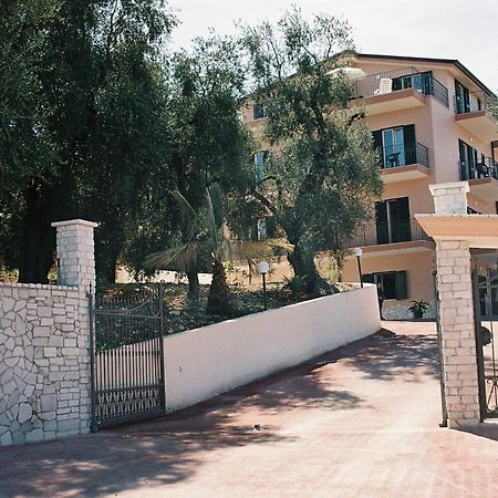 Residence La Cappella Del Convento Rodi Garganico Exterior foto