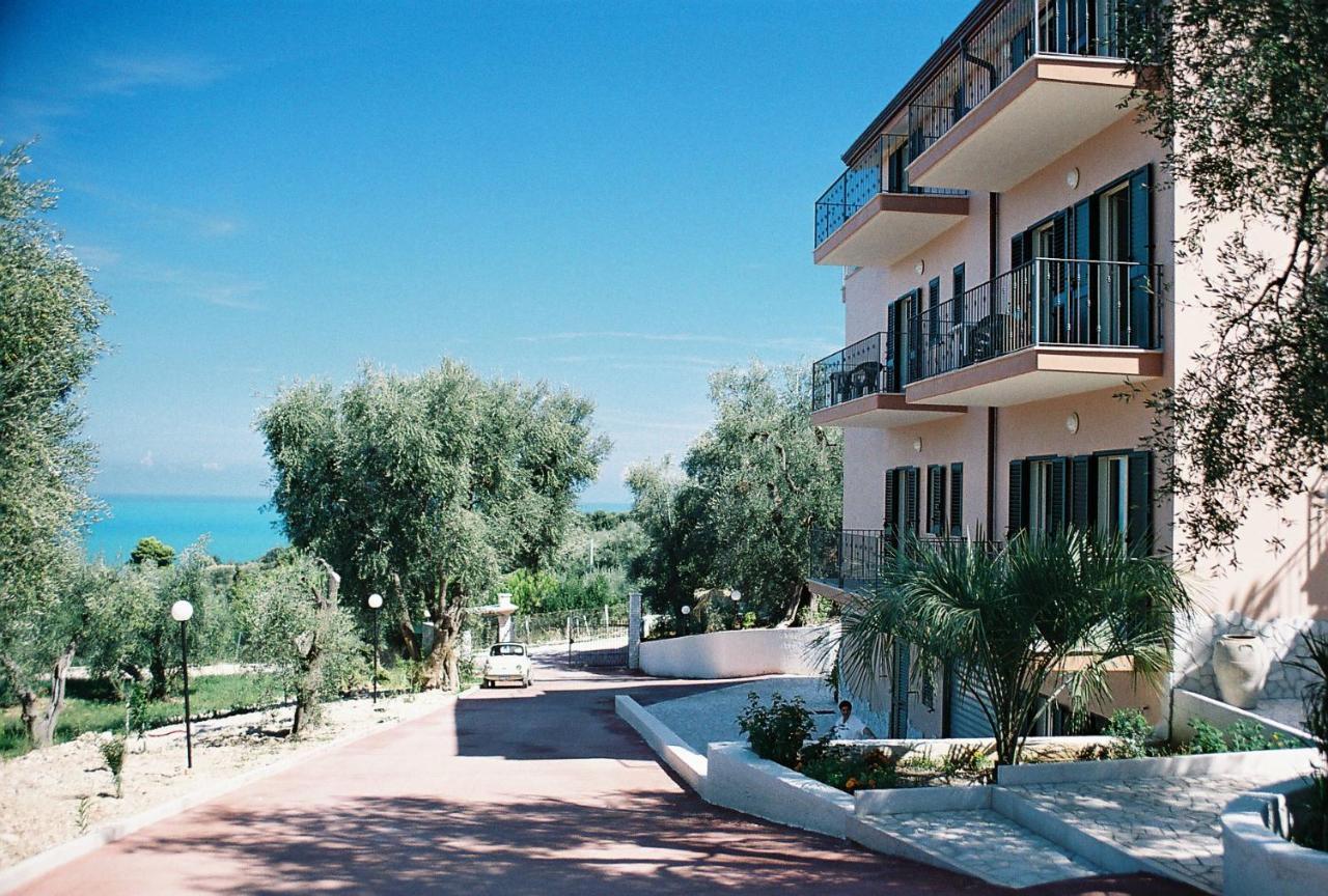 Residence La Cappella Del Convento Rodi Garganico Exterior foto